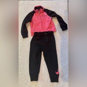 Nike Toddler 2pc Sweat Suit - 24months